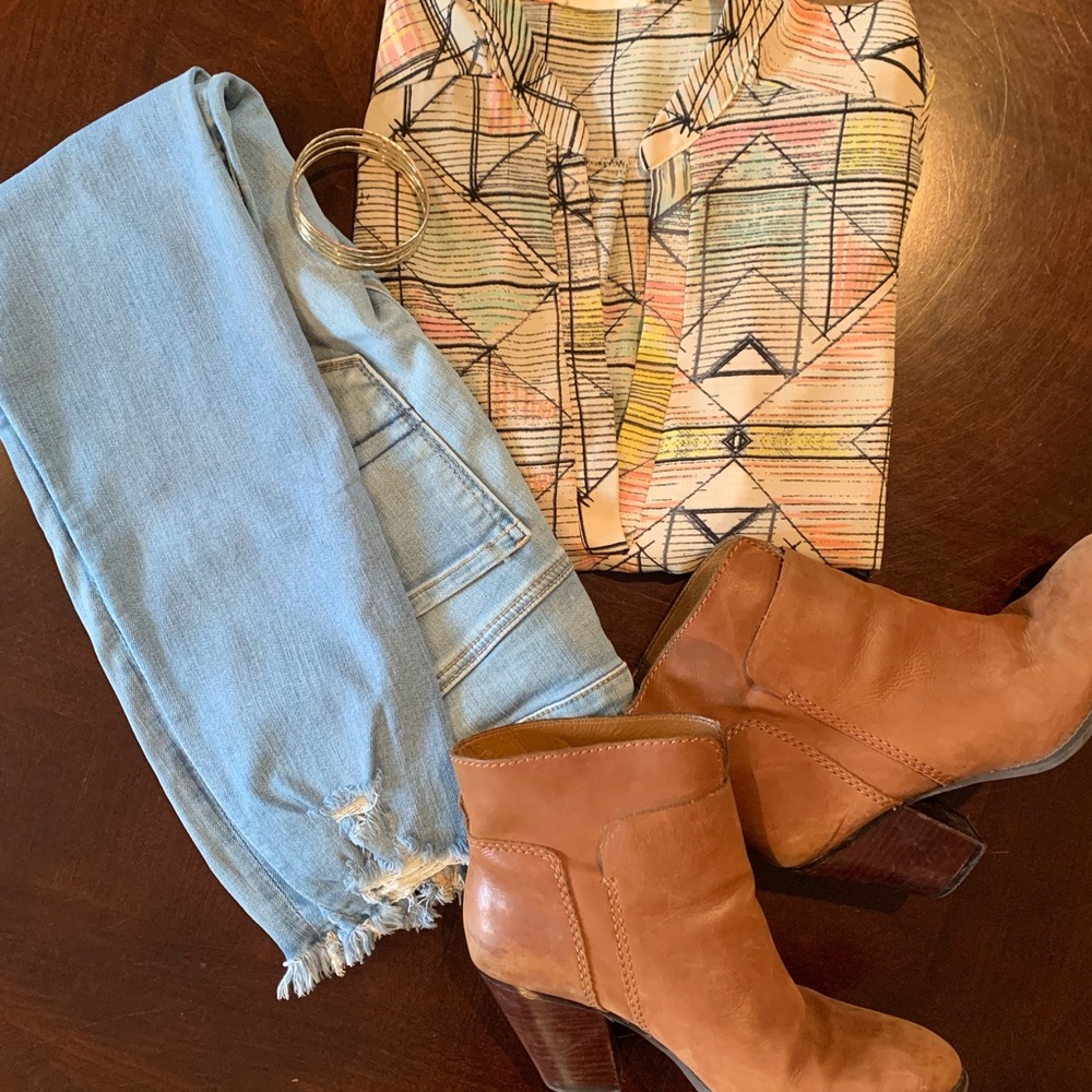 Geometric Print High-Low Tunic